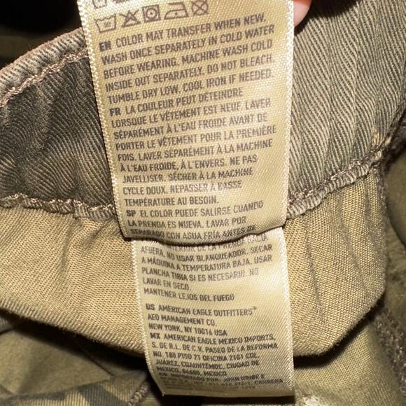 NWT American Eagle AE Low Rise Ex Boyfriend Camo Pant Size XS - Picture 11 of 16